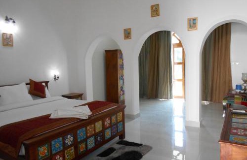 Khajuraho Hotel | Discover Hotel Isabel Palace: Oceanfront Bliss Awaits