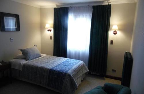 Punta Arenas Hotel | Family-Friendly Hotel Isla Rey Jorge with Kitchen Access