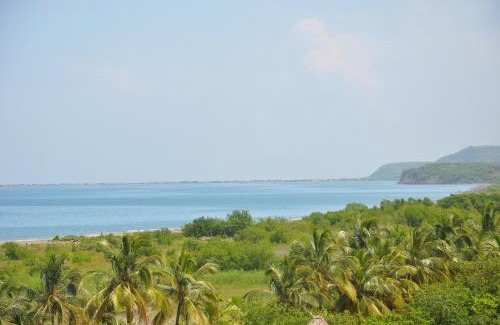 Tubara Hotel | Discover Hotel Isla Verde: Oceanfront Oasis with Hot Tub