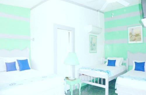 Masaya Hotel | Explore Comfort at Hotel Ivania’s with Pool and Breakfast