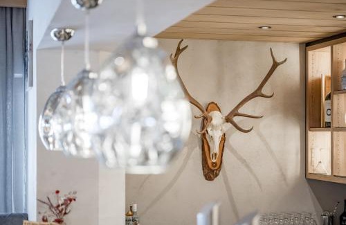 Kaunertal Hotel | Discover Hotel Jägerhof: Spa, Dining & High Guest Ratings