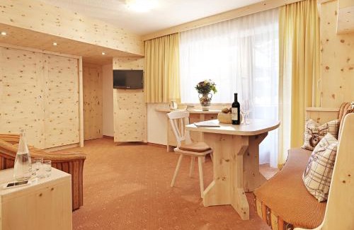 Oetz Hotel | Discover Hotel Jägerhof: Oceanfront Retreat with Spa Amenities