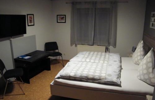 Gorgeshausen House | Explore Hotel Jägerstube: Pet-Friendly & Family-Oriented
