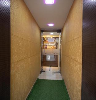Andheri Hotel | Budget-Friendly Hotel J D Residency - Pet Friendly Getaway
