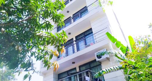 Chittaranjan Hotel | Budget-Friendly Hotel Jagannath Near Nehru Place with Kitchen