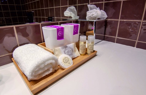 Centro / Baixa Hotel | Discover Hotel Jaguar: 4-Star Comfort & Free Shuttle Service