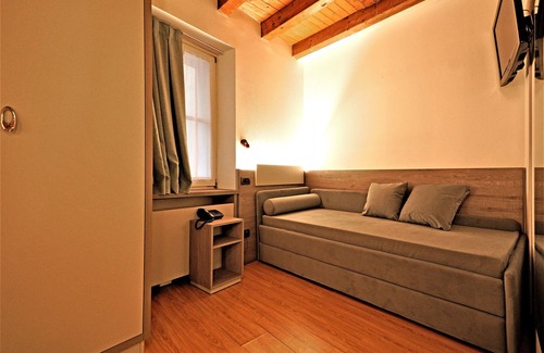 Trieste City Centre Hotel | Discover Hotel James Joyce: Family-Friendly Spa Retreat