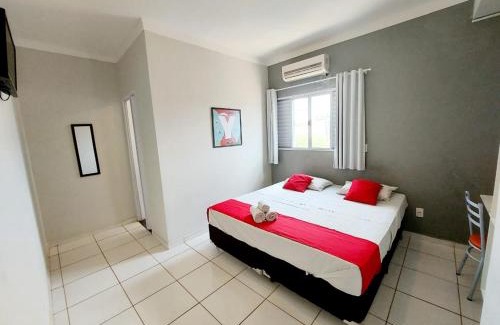 Cedral Hotel | Budget-Friendly Hotel Jardim do Cedro with Breakfast Included