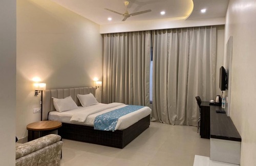 Haldwani Hotel | Budget-Friendly Hotel Jasmine Grand with Family Amenities