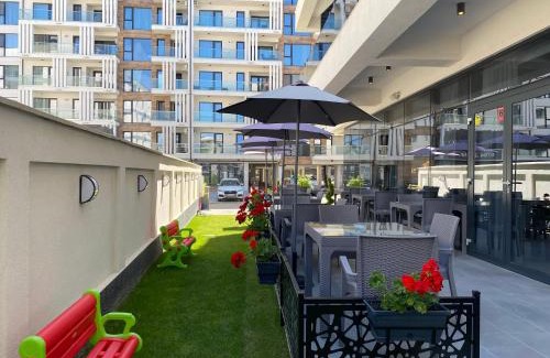Mamaia-Sat Hotel | Discover Hotel Javu: Family-Friendly with Top Ratings