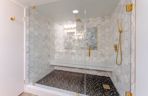 North Las Vegas Hotel | Discover Hotel Jefe at Ojos Locos: Family-Friendly Retreat
