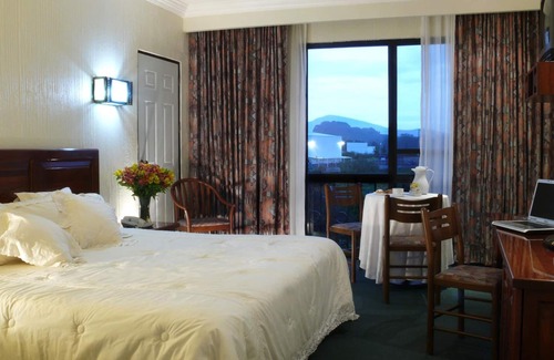 Zamora Hotel | Discover Comfort at Hotel Jericó with Pool and Spa Amenities
