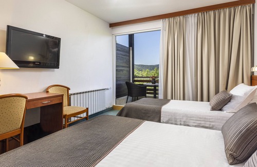 Seliste Hotel | Discover Hotel Jezero: Pool, Spa & Family-Friendly Fun