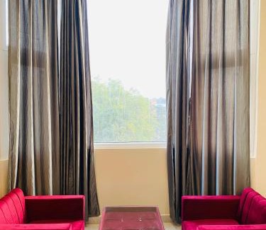 Jaunpur Hotel | Hotel JMS Grand