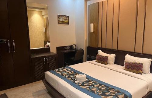 Agra Hotel | Discover Hotel Jodha The Great with Family-Friendly Dining