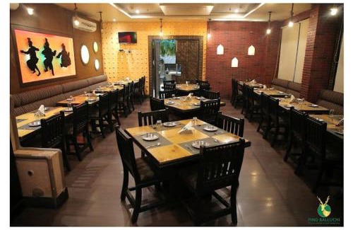 Agra Hotel | Discover Hotel Jodha The Great with Family-Friendly Dining