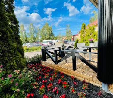 Karhula Hotel | Pet-Friendly Retreat at Hotel Jokipuisto with Hot Tub