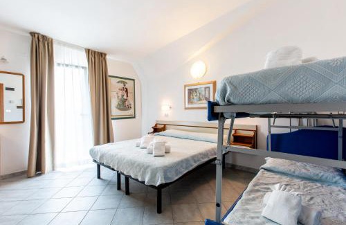 San Mauro a Mare Hotel | Discover Hotel Jole: Pet-Friendly Haven with Ocean Views