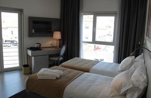 Portalegre Hotel | Experience Hotel José Régio: 4-Star Comfort & Family-Friendly