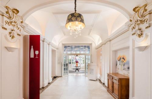 Josefstadt Hotel | Discover Hotel Josefshof am Rathaus: Pet Friendly & 4-Star Stay