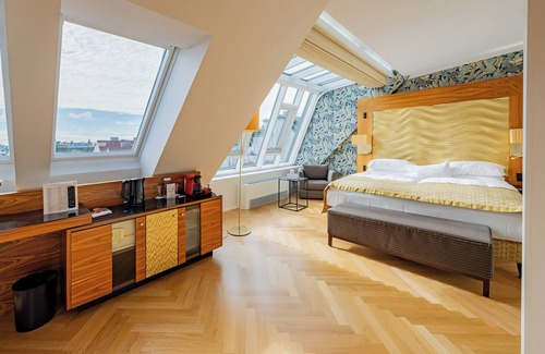 Josefstadt Hotel | Stylish Hotel Josefshof am Rathaus: 4-Star Comfort & Spa