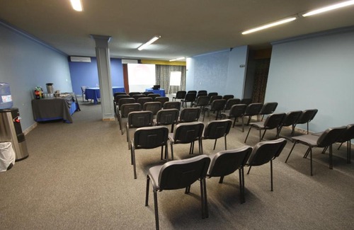 Irapuato Hotel | Budget-Friendly Hotel Joy: Rated 9/10 with Breakfast Included