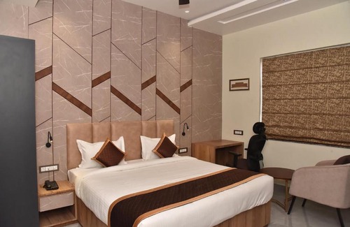 Sitapur Hotel | Hotel JP Inn