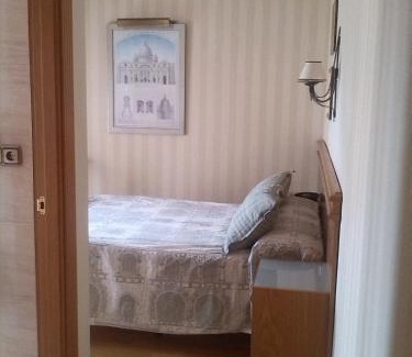 Villarrobledo Hotel | Discover Hotel Juan Carlos I: Family-Friendly Retreat