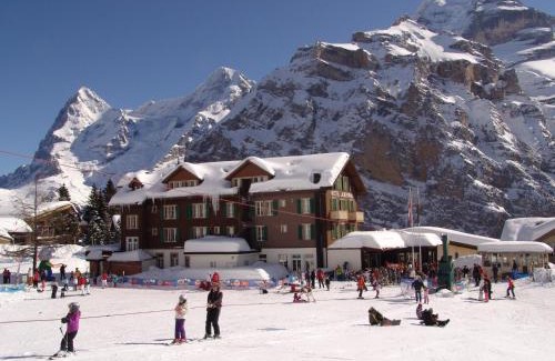 Murren Hotel | Pet-Friendly Hotel Jungfrau Mürren with Breakfast Included