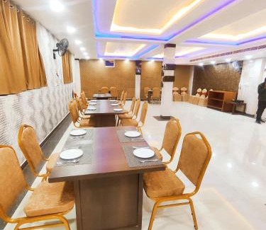 Gorakhpur Hotel | Budget-Friendly Stay at HOTEL JVS PALACE with Great Amenities