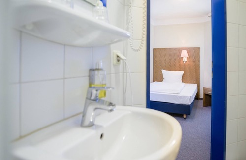Kiel Hotel | Comfortable Hotel Königstein Kiel with Breakfast & Family Focus