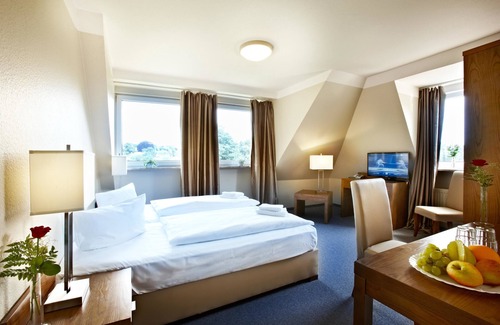 Kiel Hotel | Comfortable Hotel Königstein Kiel with Breakfast & Family Focus