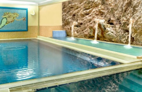 Muradiye Mahallesi Hotel | Relaxing Hotel Kırcı Termal & Spa with Ocean View Amenities