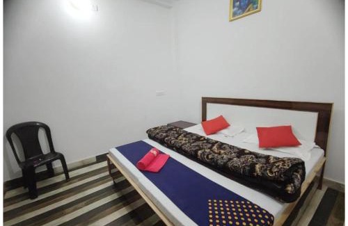 Sarnath Hotel | HOTEL K-A-S-H-I-N-E-S-T Near Sarnath Buddhist Temple - Offers Air Conditioned Rooms With Wifi Facility - Parking & Room Service - Prime Location - Best Selling In Varanasi