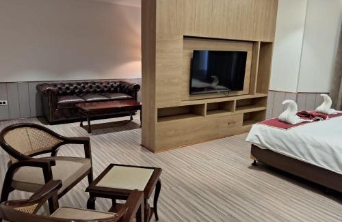 Bajoral Khurd Hotel | Discover Hotel k11: Rated 9/10 with Spa & Family Amenities