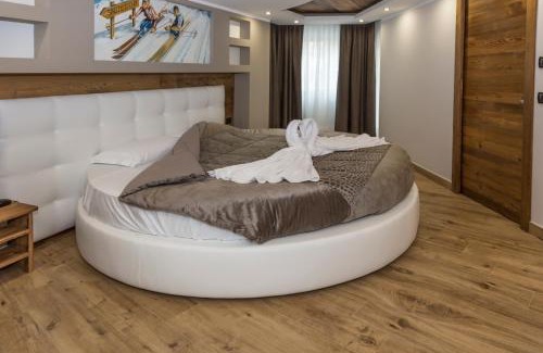 Sauze d'Oulx Hotel | Discover Hotel K2: Pet-Friendly Stay with Great Amenities