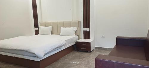 Guna Hotel | Hotel K2 Square Hotel and Restaurant