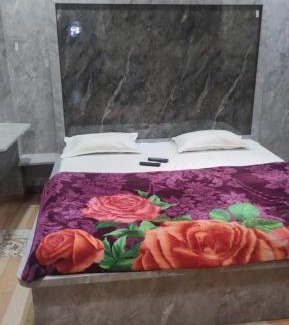 Charbagh Hotel | Family-Friendly Stay at Hotel Kaila Devi