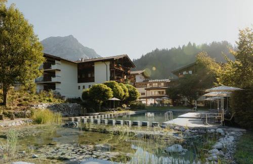 Scheffau am Wilden Kaiser Hotel | Discover Hotel Kaiser in Tirol: 4-Star Escape with Spa & Pool