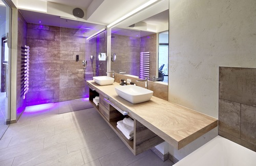 Ellmau Hotel | Indulge at Hotel Kaiserhof: 5-Star Stay with Spa & Pool
