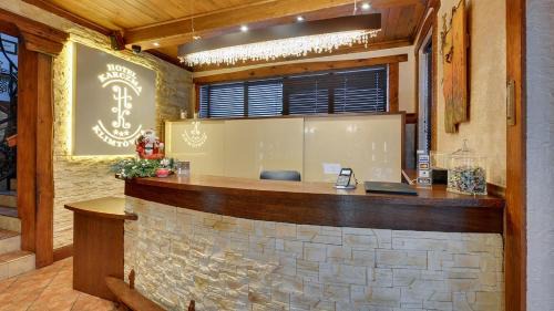 Wolbrom Hotel | Discover Karczma Klimtówka: Pet-Friendly & Family Amenities