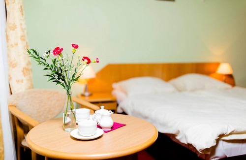 Karczyce Hotel | Comfortable Stay at Hotel Karczyce with Family-Friendly Amenities