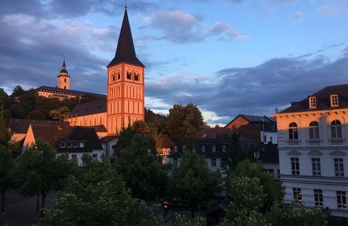 Siegburg Hotel | Discover Hotel Kaspar Garni: Pet-Friendly & Family Warmth