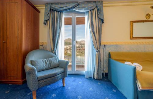 Kastoria Hotel | Discover Hotel Kastoria: Family-Friendly Stay in City Center