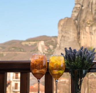 Kastraki Hotel | Experience Comfort at Hotel Kastraki - Rated 9/10!