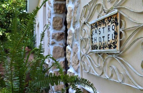 Skiathos Hotel | Pet-Friendly Hotel Kastro: Guest Rated at 9.5/10