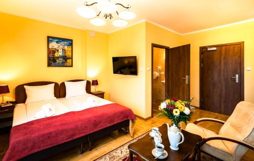 Dobczyce Hotel | Discover Comfort at Hotel Kasztelan with Oceanfront Views