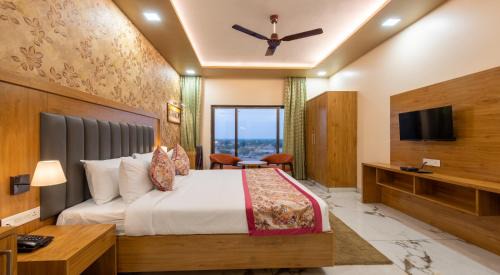 Pachpadra Hotel | Indulge at Hotel Kaushal Regency - Pure Veg Retreat