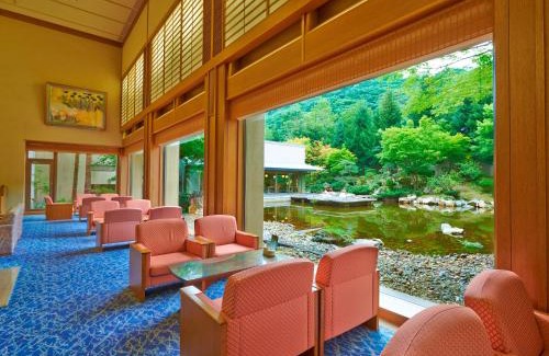 Oyu Onsen Hotel | Relax at Hotel Kazuno: Enjoy Hot Tub & Breakfast Delights