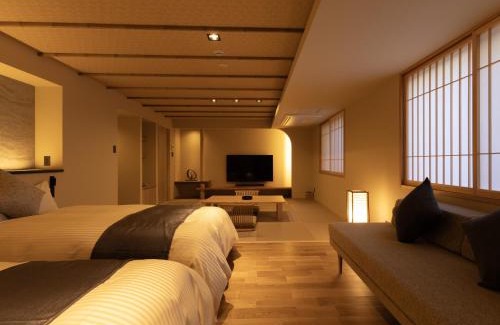 Miyoshi Hotel | Discover Hotel Kazurabashi: Rated 9.3/10 with Hot Tub